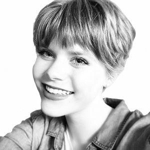 Meet your Posher, Ava